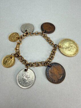 Vintage World Coin Charm Bracelet Gold Tone Argentina Canada UK Collectible